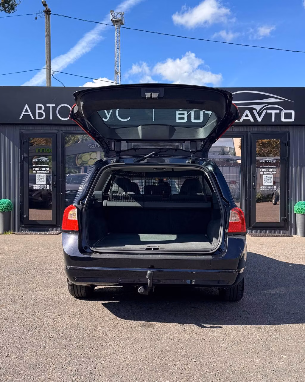 Volvo V70 фото 13