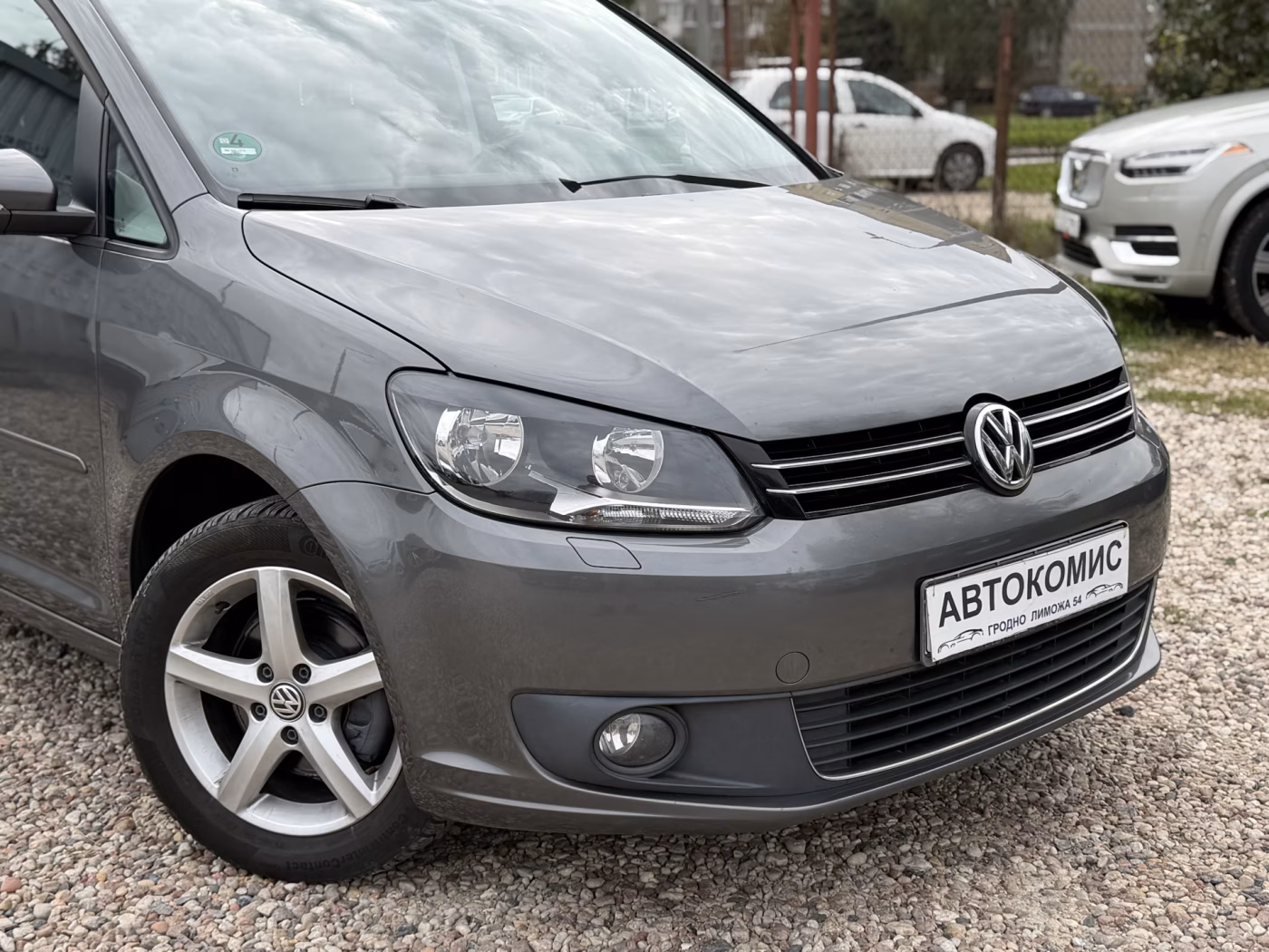 Volkswagen Touran фото 7