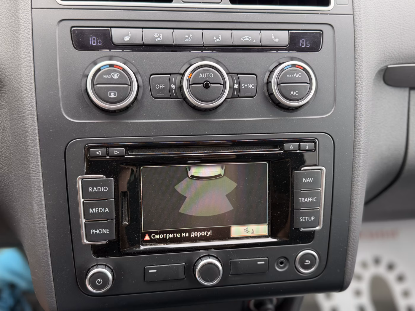 Volkswagen Touran фото 19