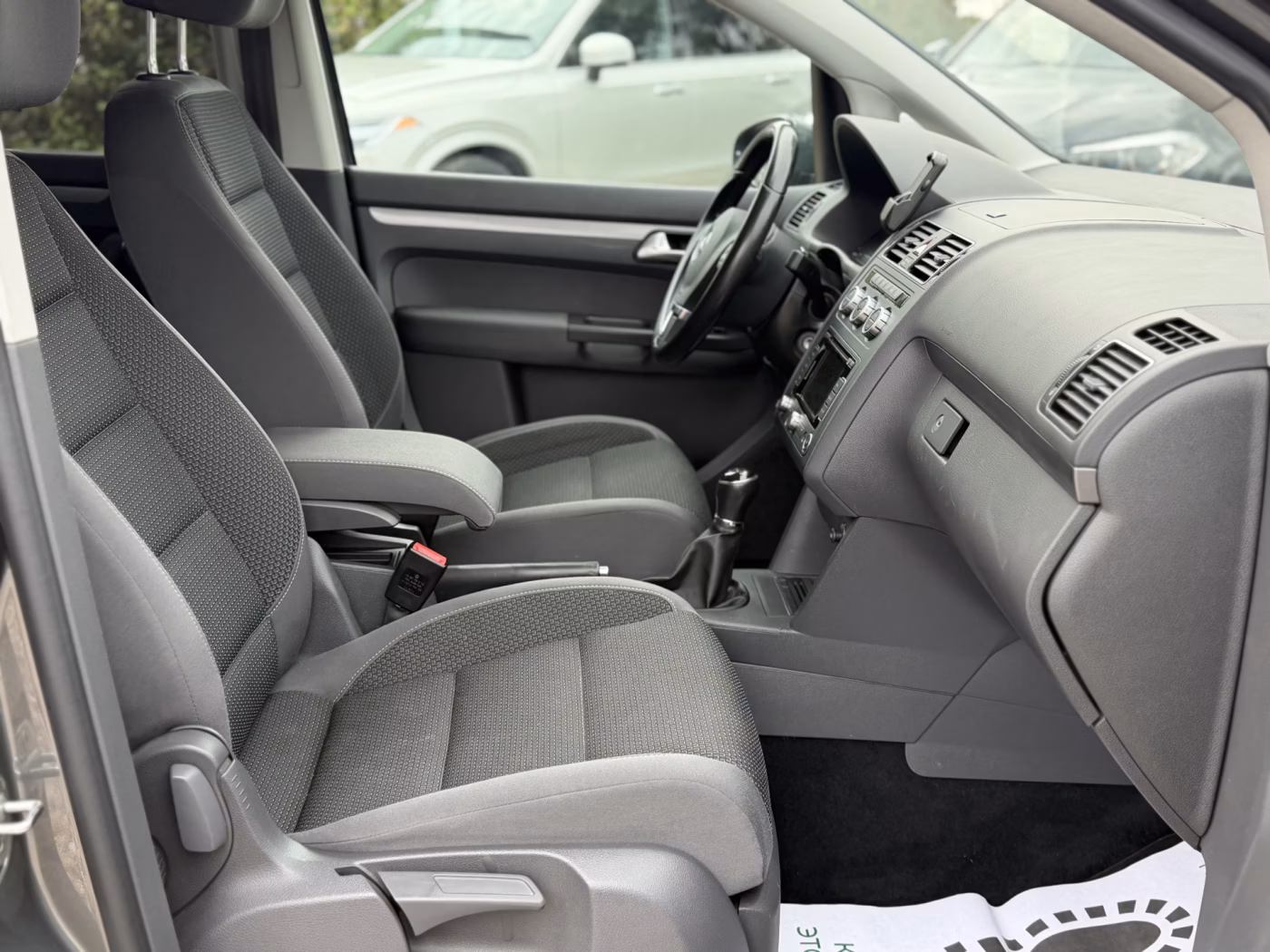 Volkswagen Touran фото 15