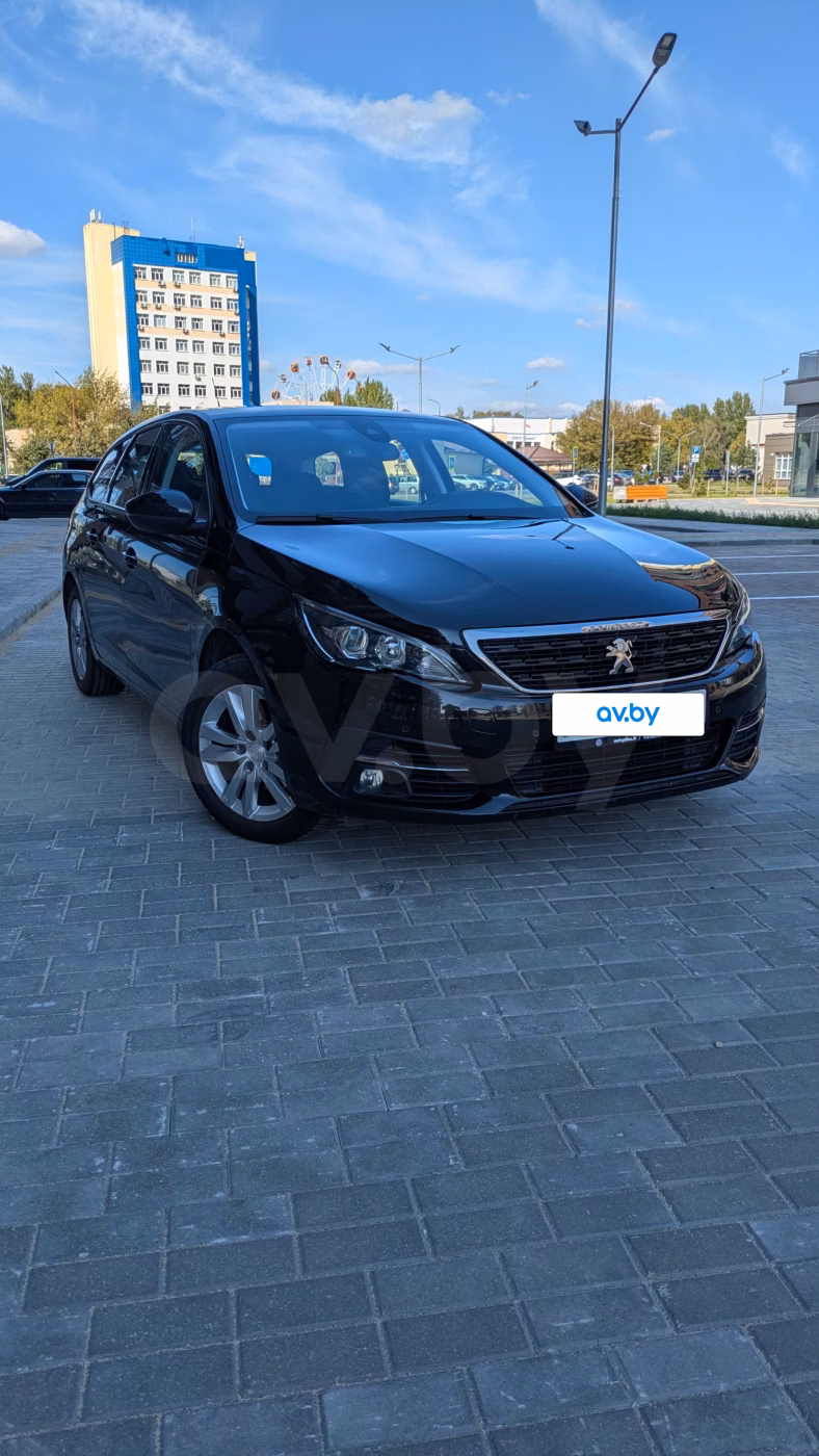 Peugeot 308 фото 2