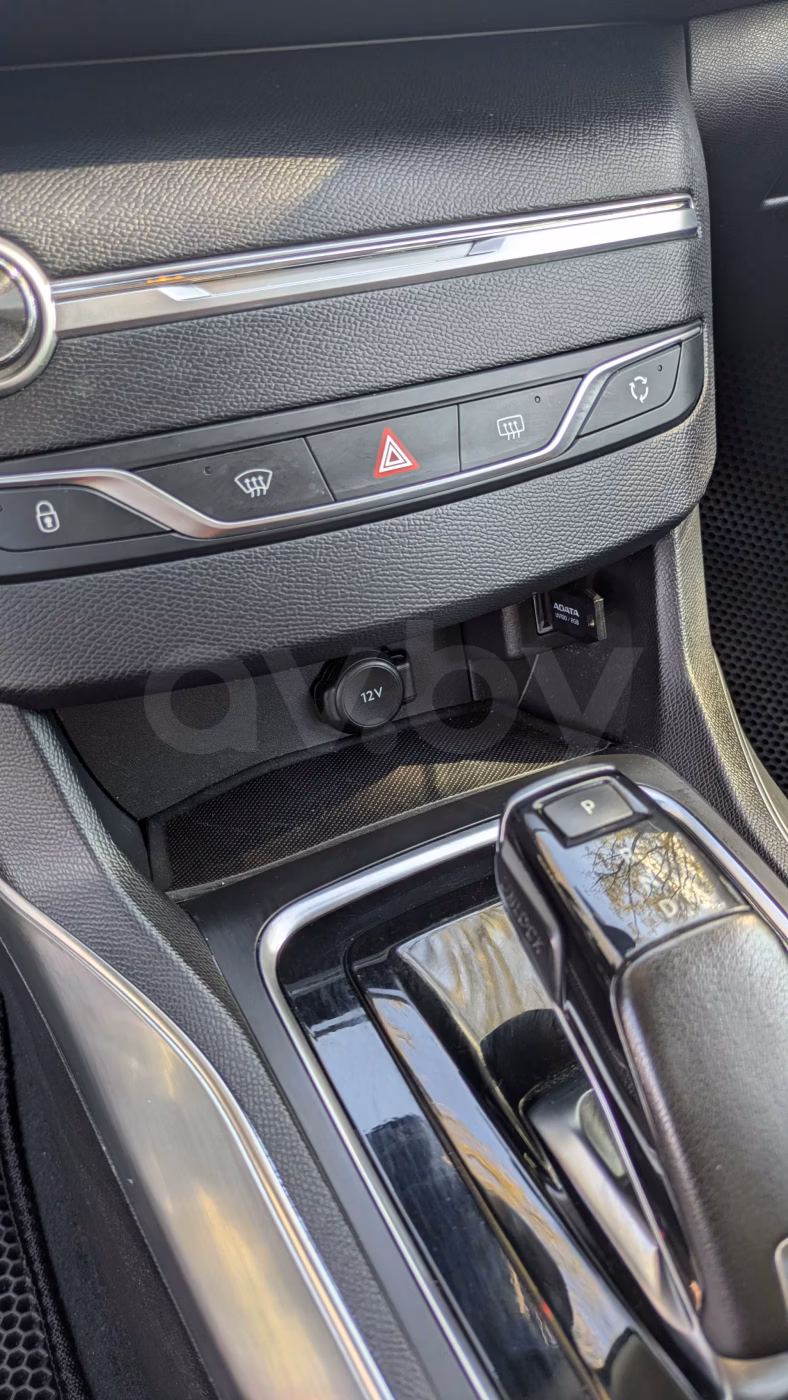 Peugeot 308 фото 16