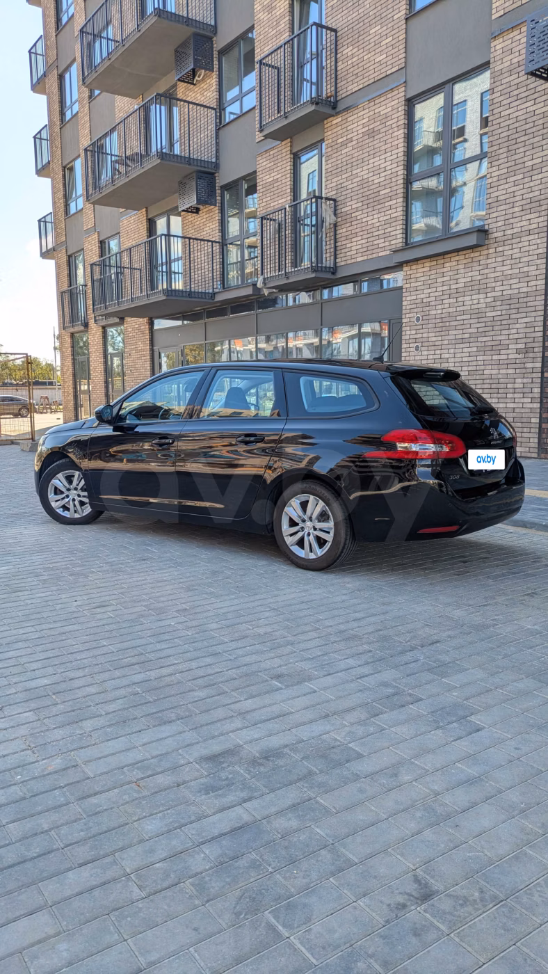 Peugeot 308 фото 3