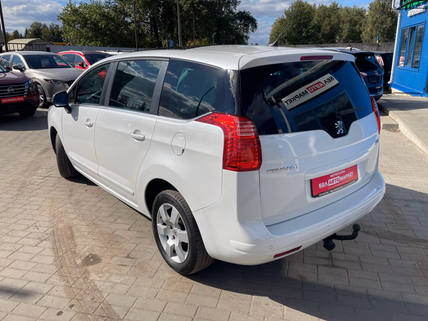 Peugeot 5008 фото 9