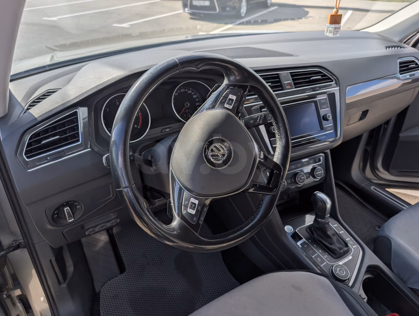 Volkswagen Tiguan фото 10