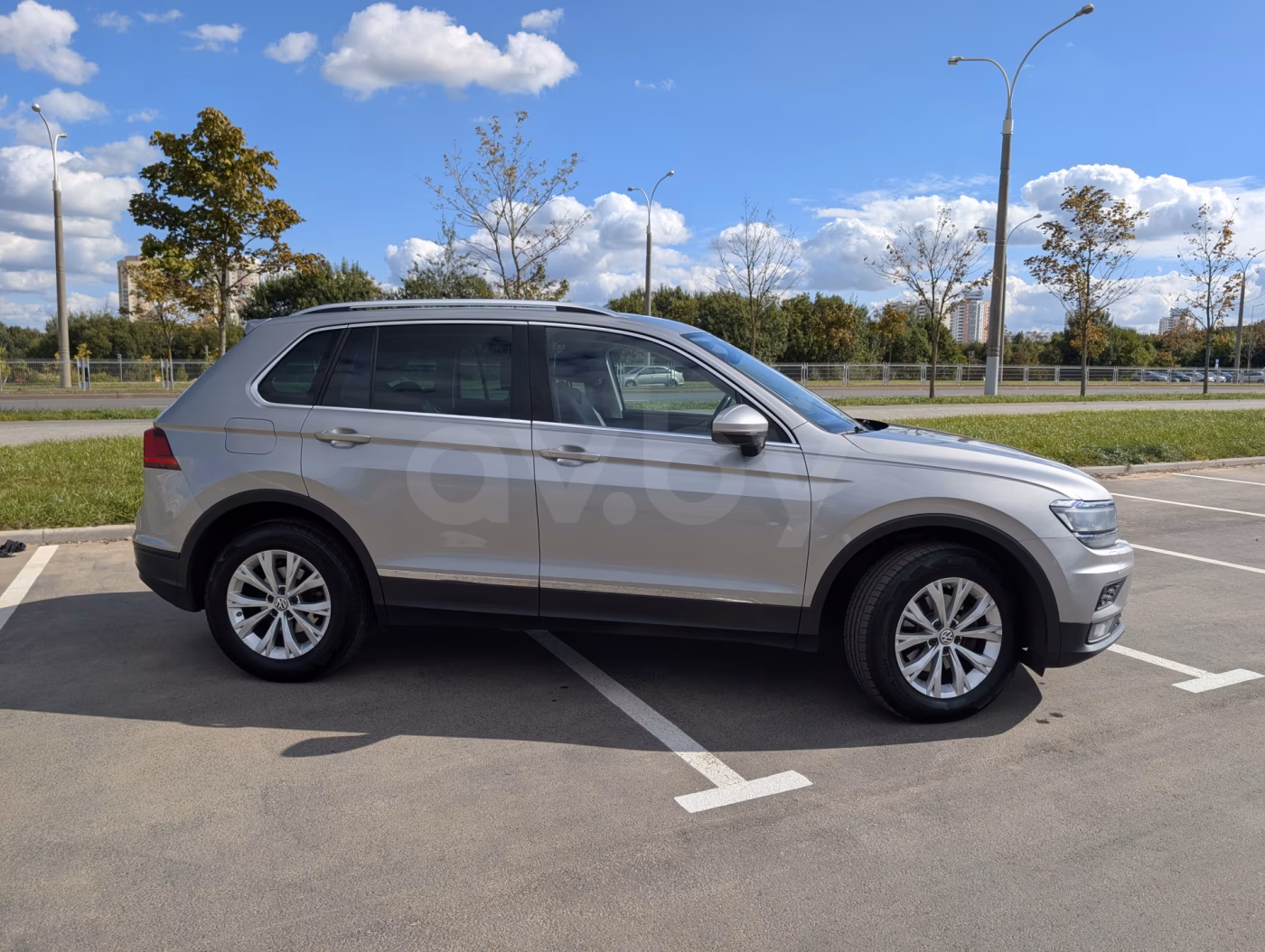 Volkswagen Tiguan фото 4