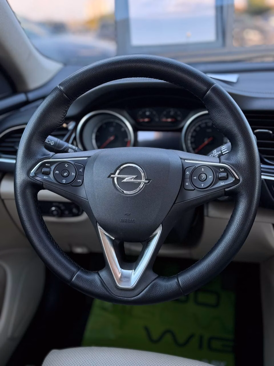 Opel Insignia фото 13