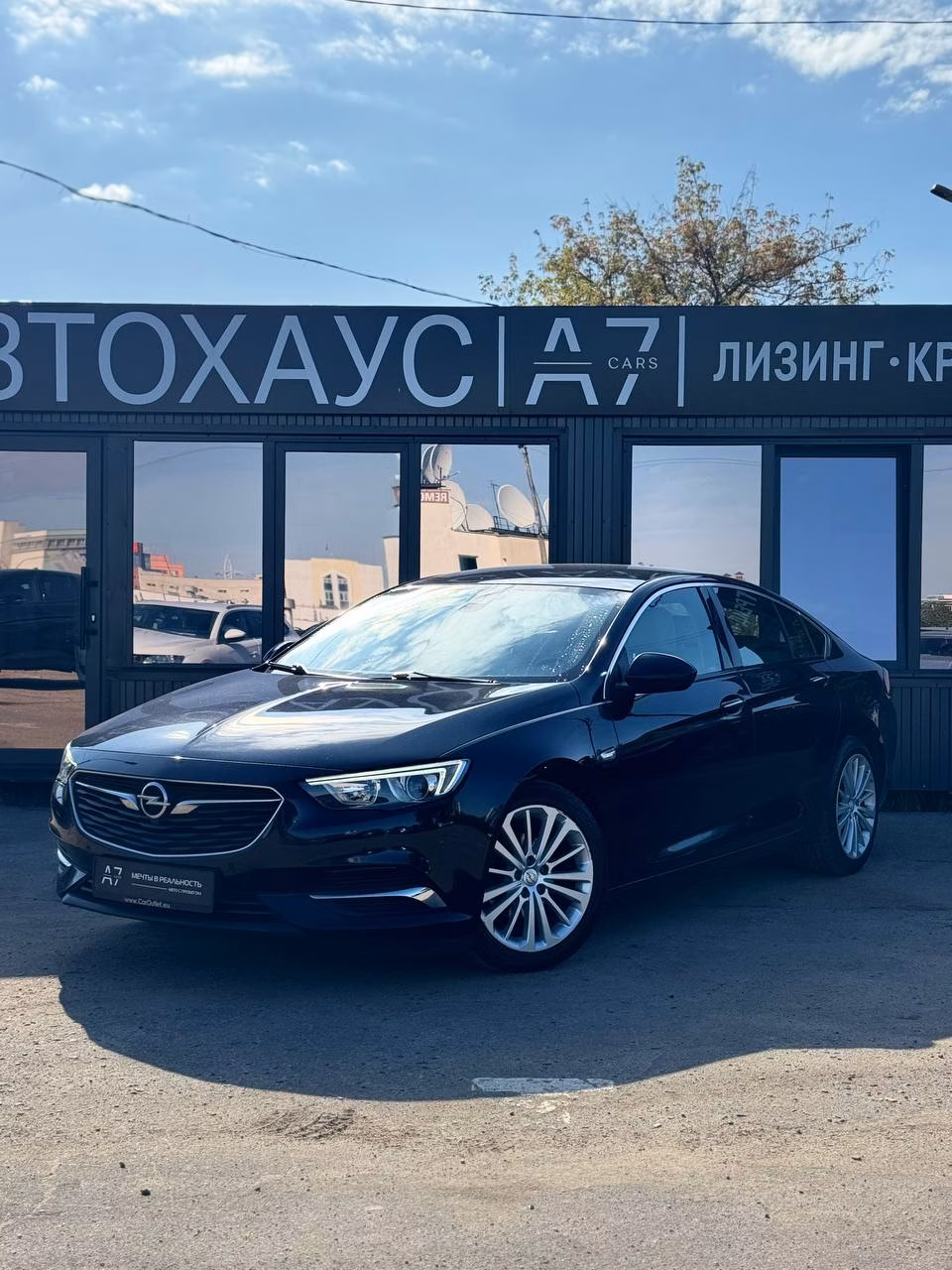 Opel Insignia фото 4