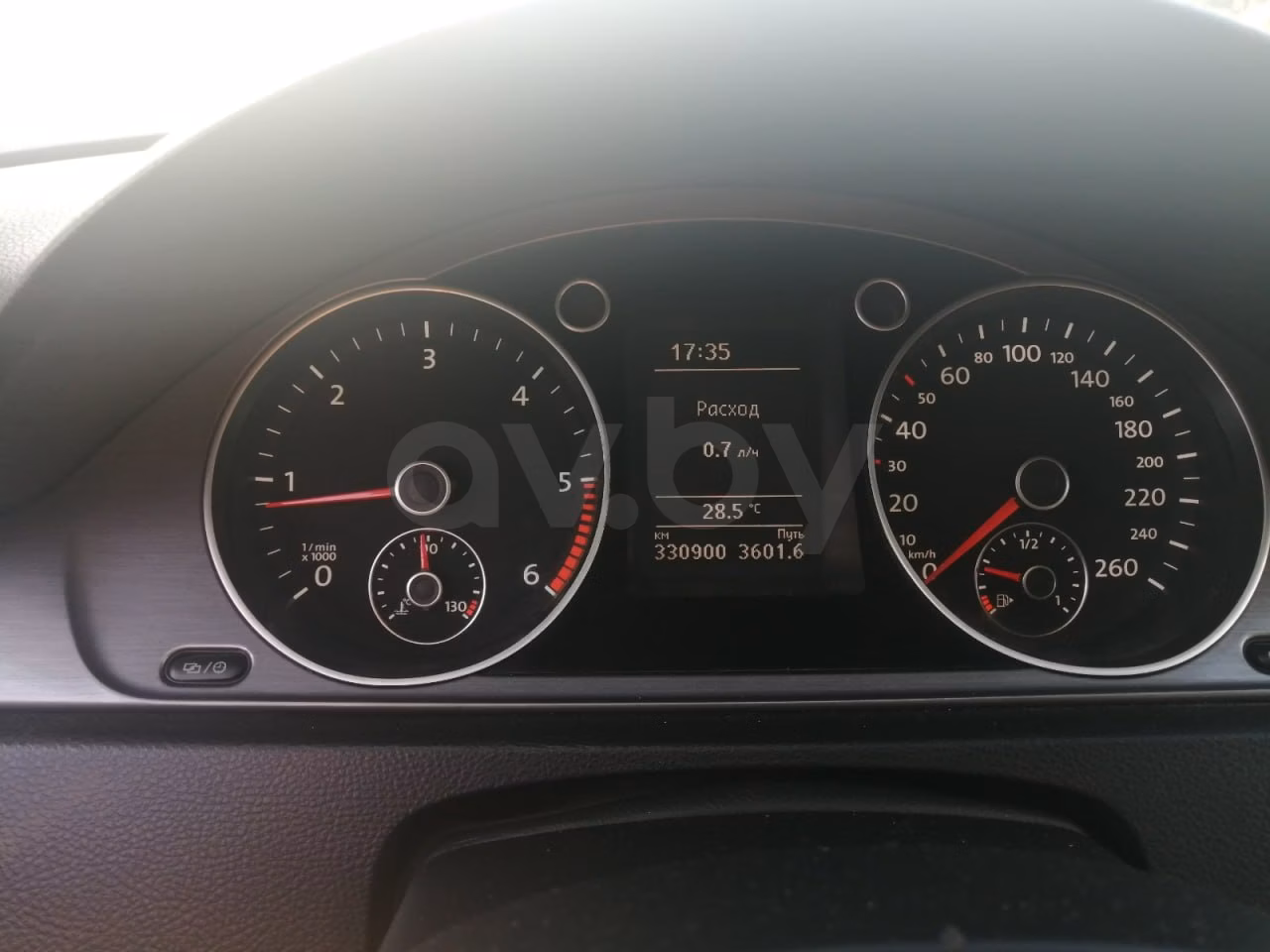 Volkswagen Passat фото 7