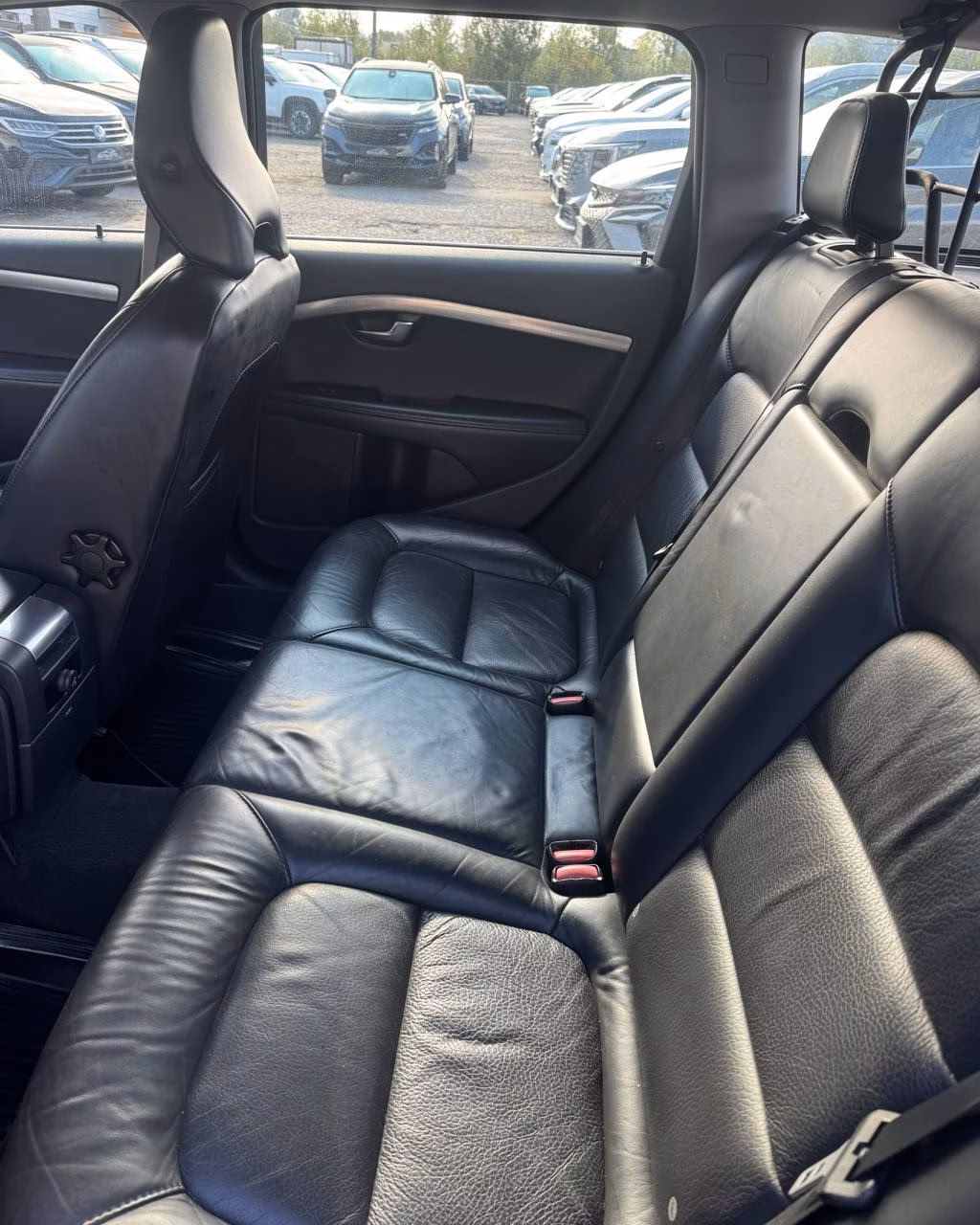 Volvo V70 фото 9