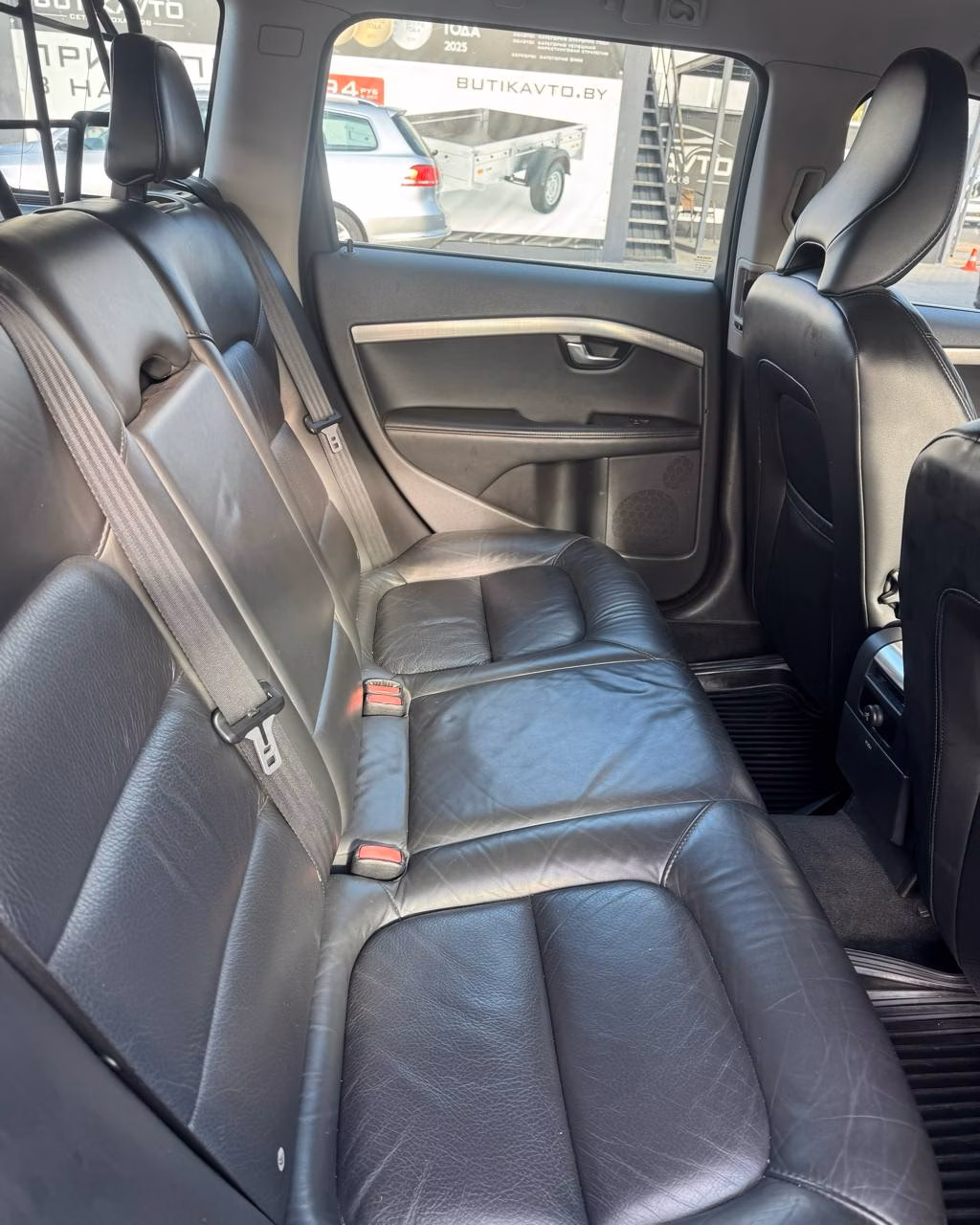 Volvo V70 фото 14
