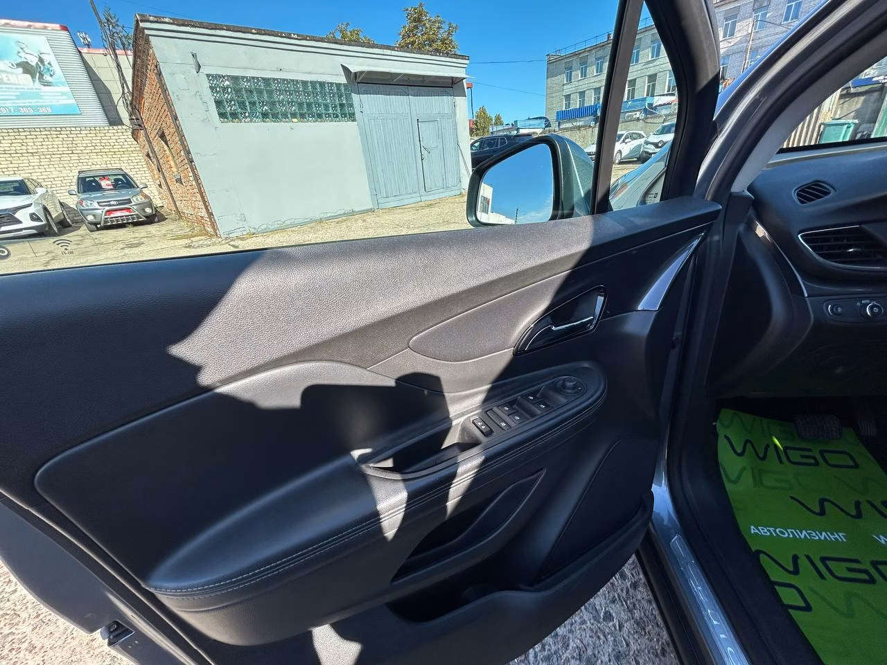 Buick Encore фото 10