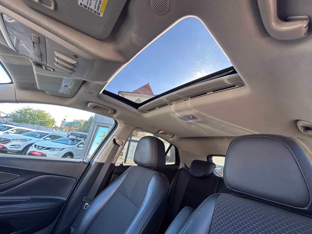 Buick Encore фото 11