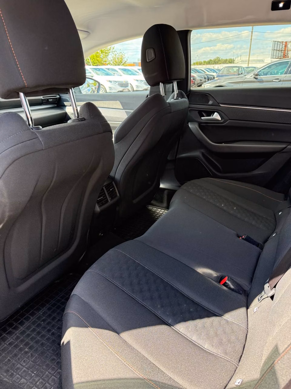Peugeot 508 фото 6
