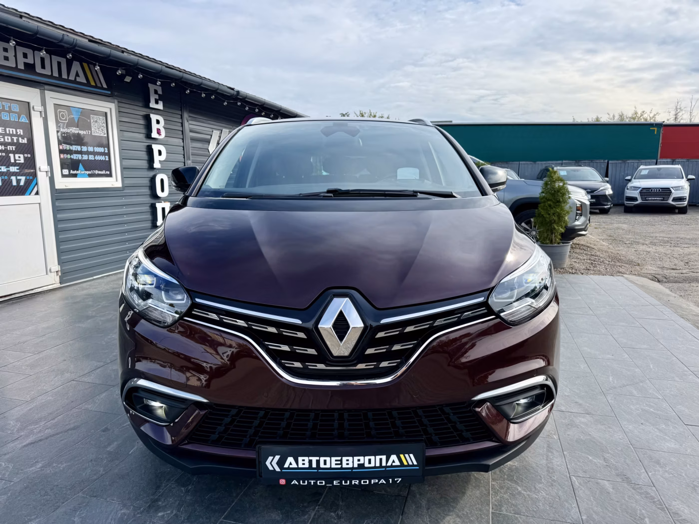 Renault Grand Scenic фото 3