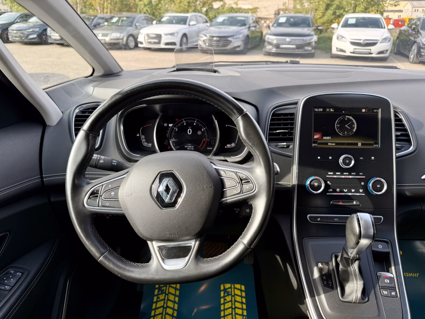 Renault Grand Scenic фото 20