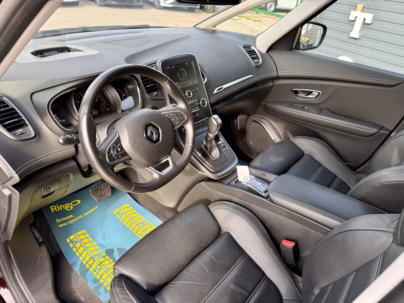 Renault Grand Scenic фото 16