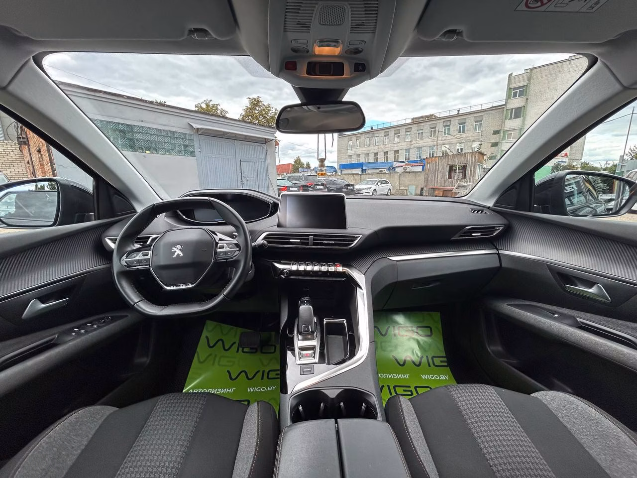 Peugeot 5008 фото 12