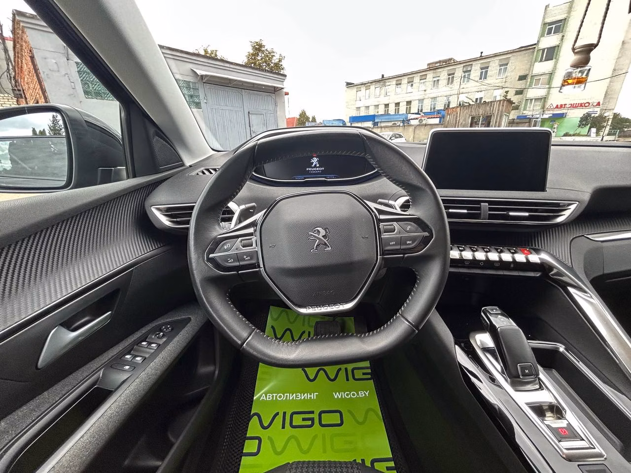 Peugeot 5008 фото 13