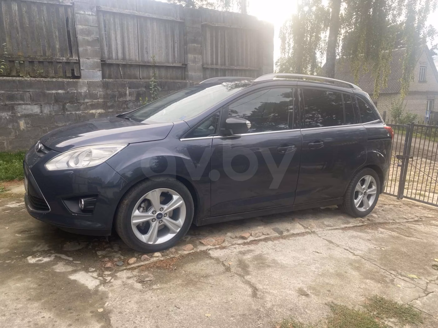 Ford Grand C-Max фото 11