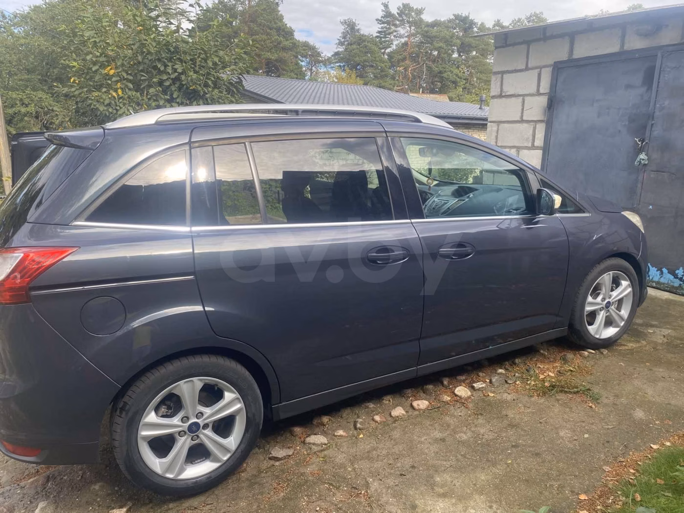 Ford Grand C-Max фото 12