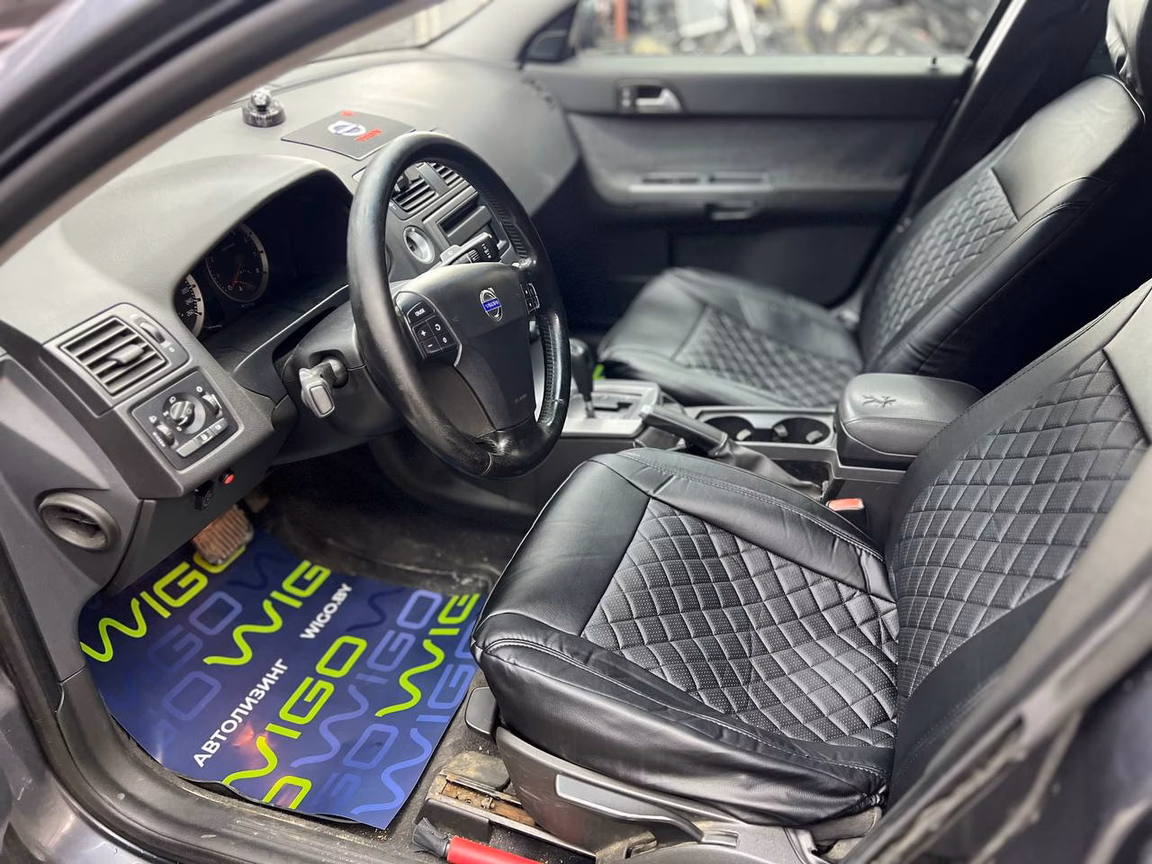 Volvo S40 фото 7