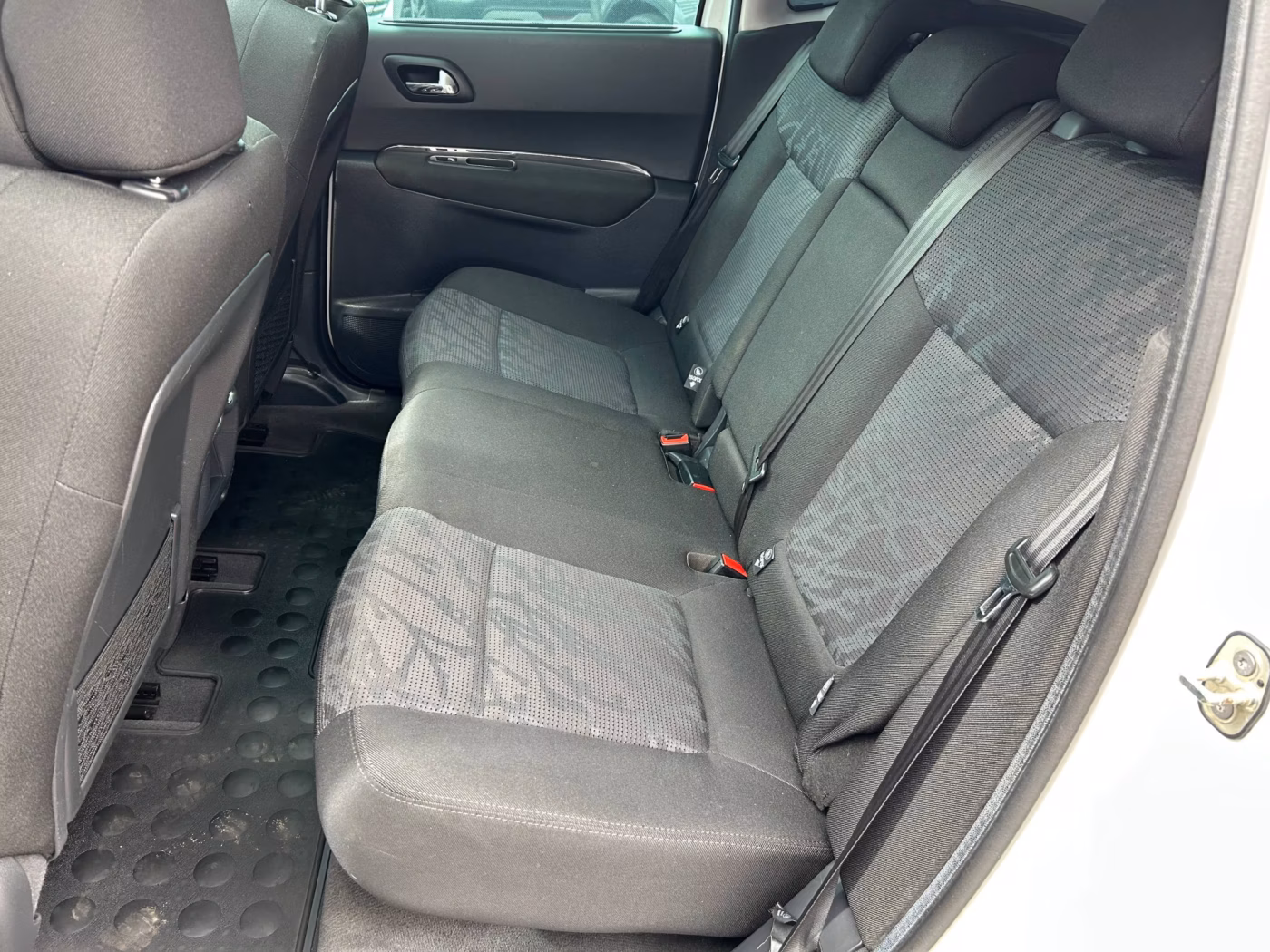 Peugeot 3008 фото 15