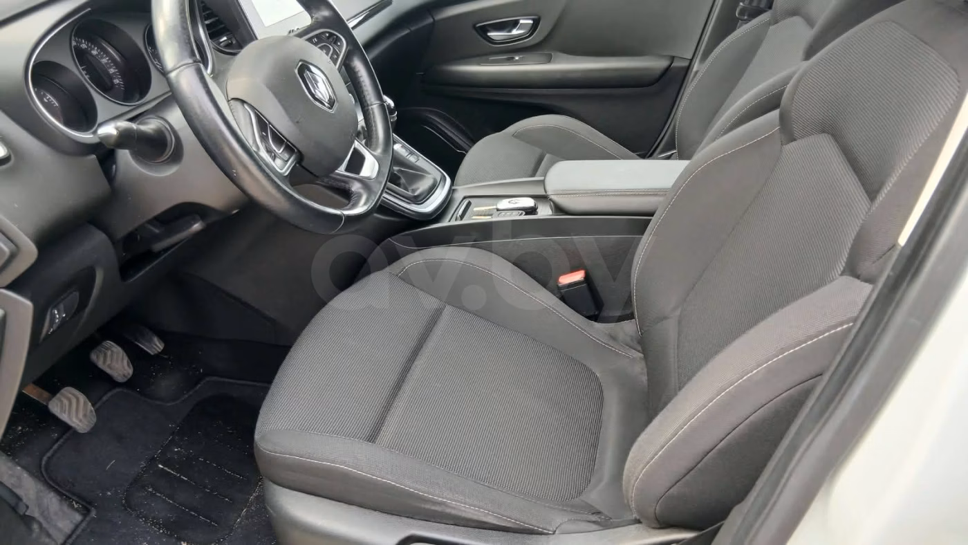 Renault Grand Scenic фото 10