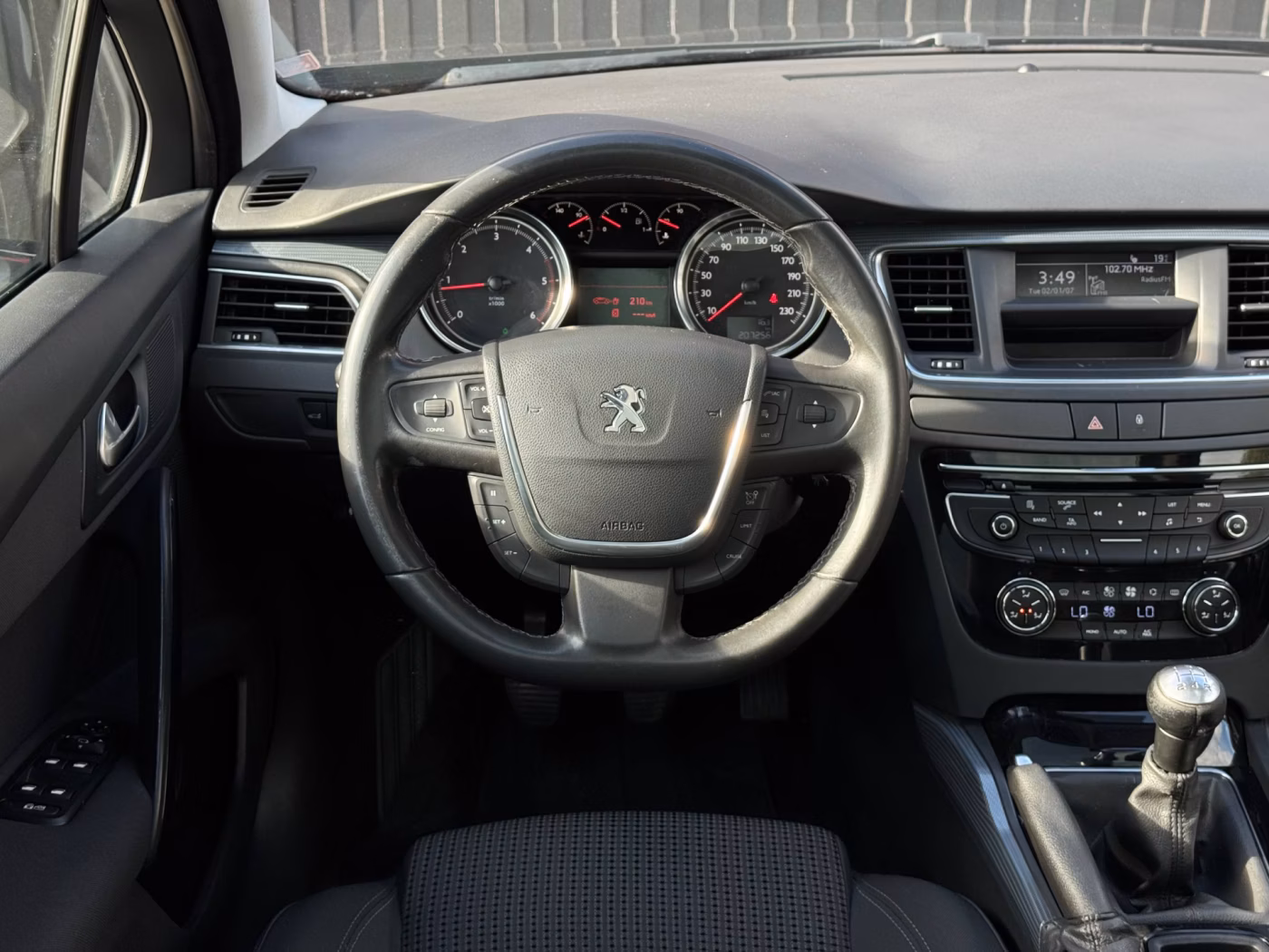 Peugeot 508 фото 13