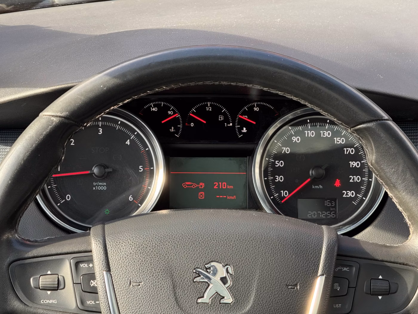Peugeot 508 фото 15