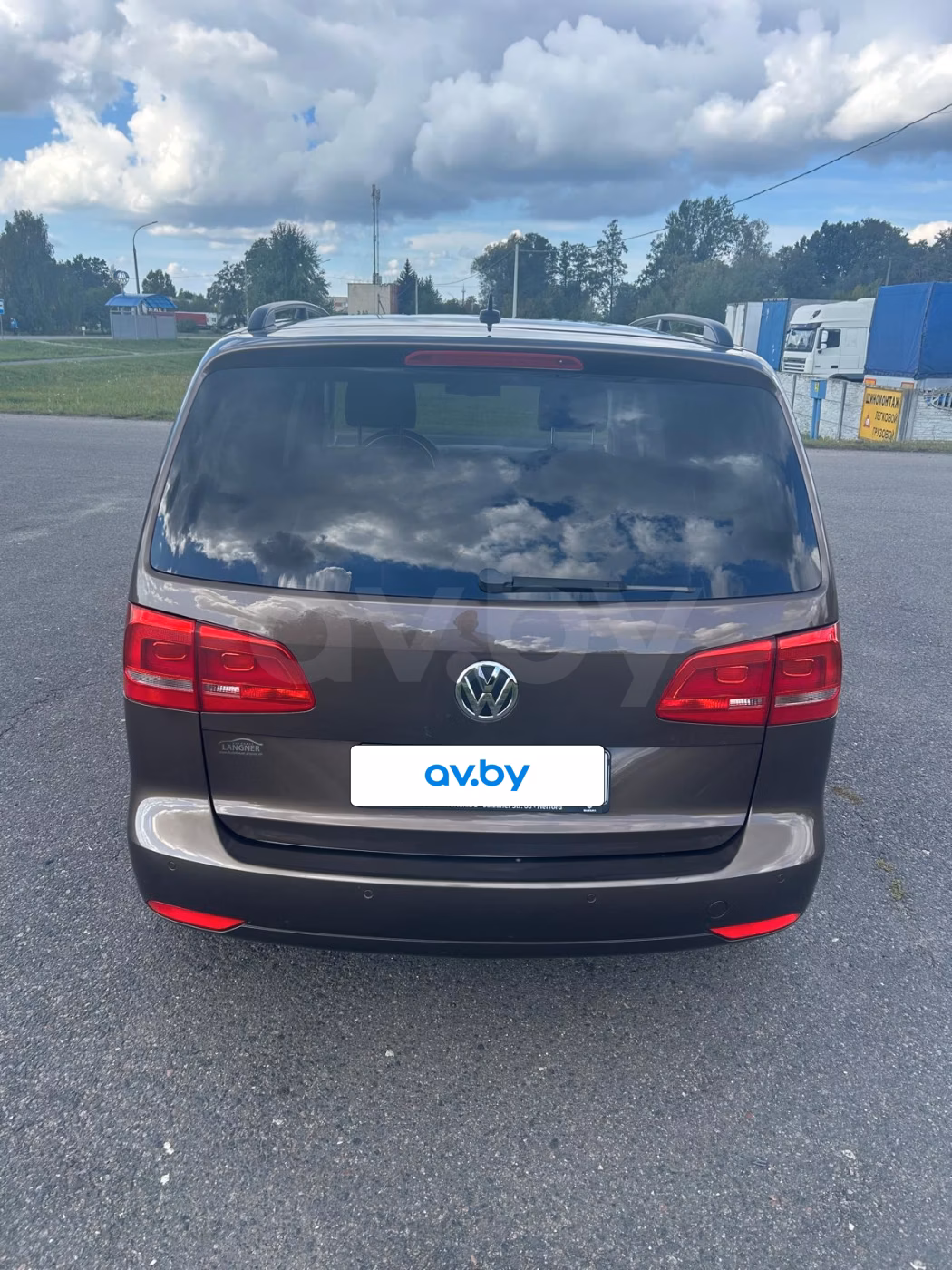 Volkswagen Touran фото 7