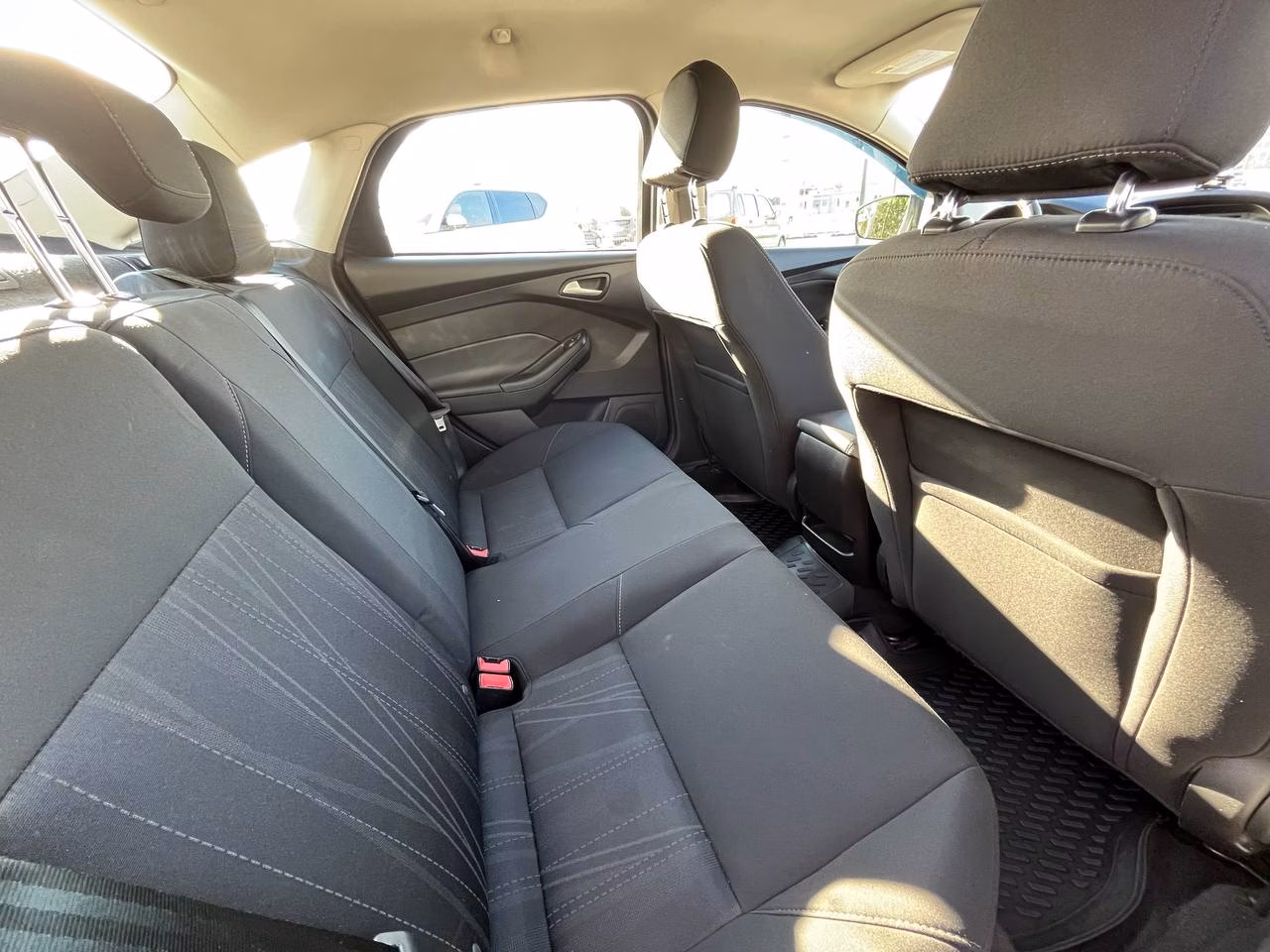 Ford Focus фото 11