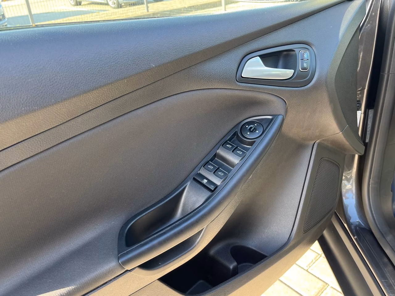 Ford Focus фото 15