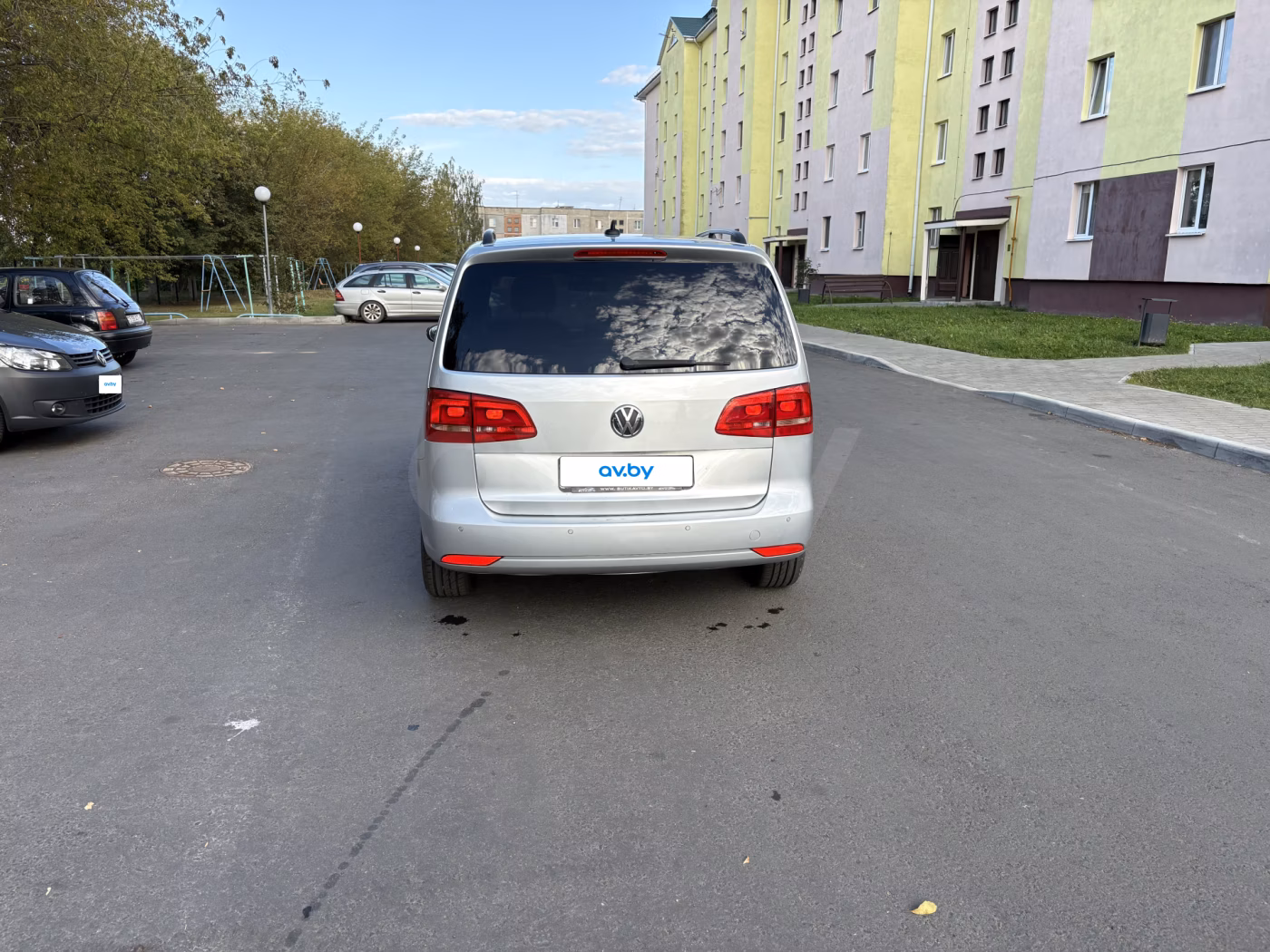 Volkswagen Touran фото 4