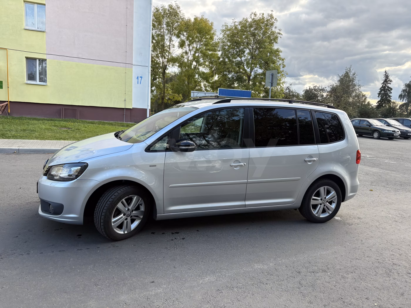 Volkswagen Touran фото 9