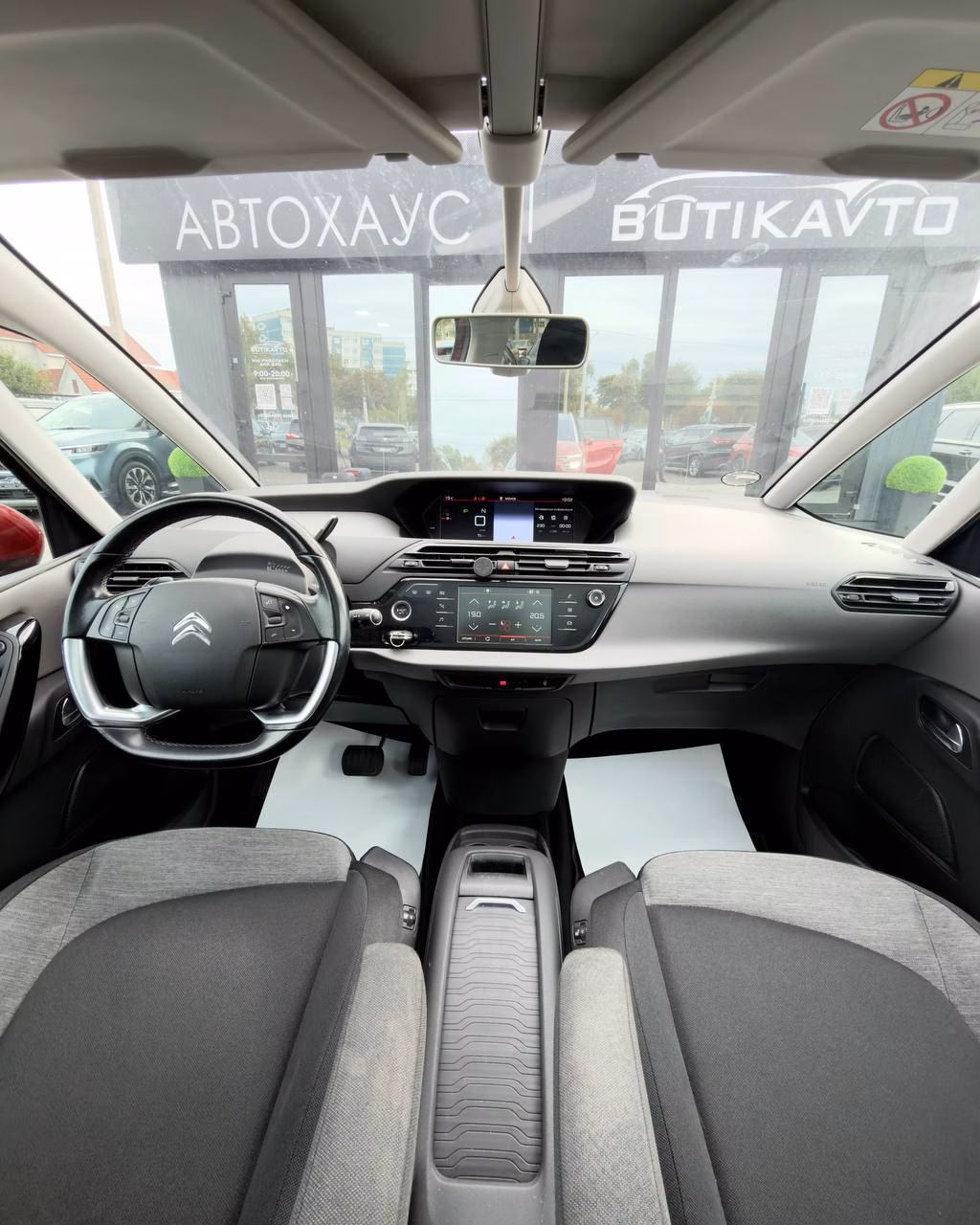 Citroen C4 Grand Picasso фото 4