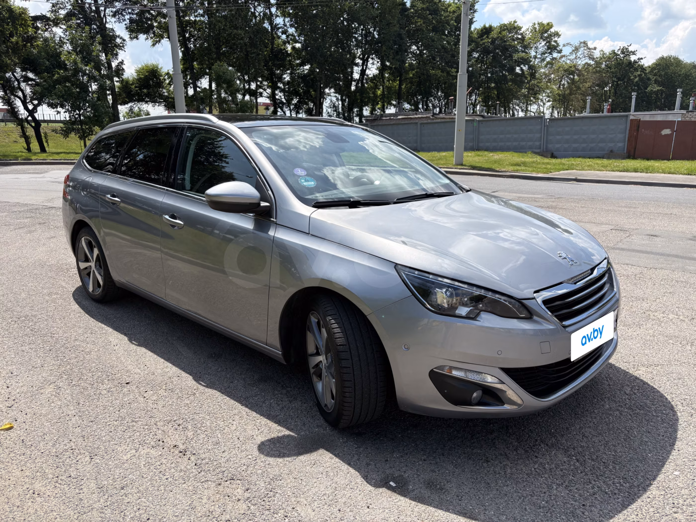 Peugeot 308 фото 3