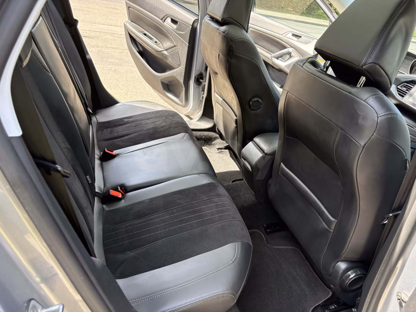 Peugeot 308 фото 15