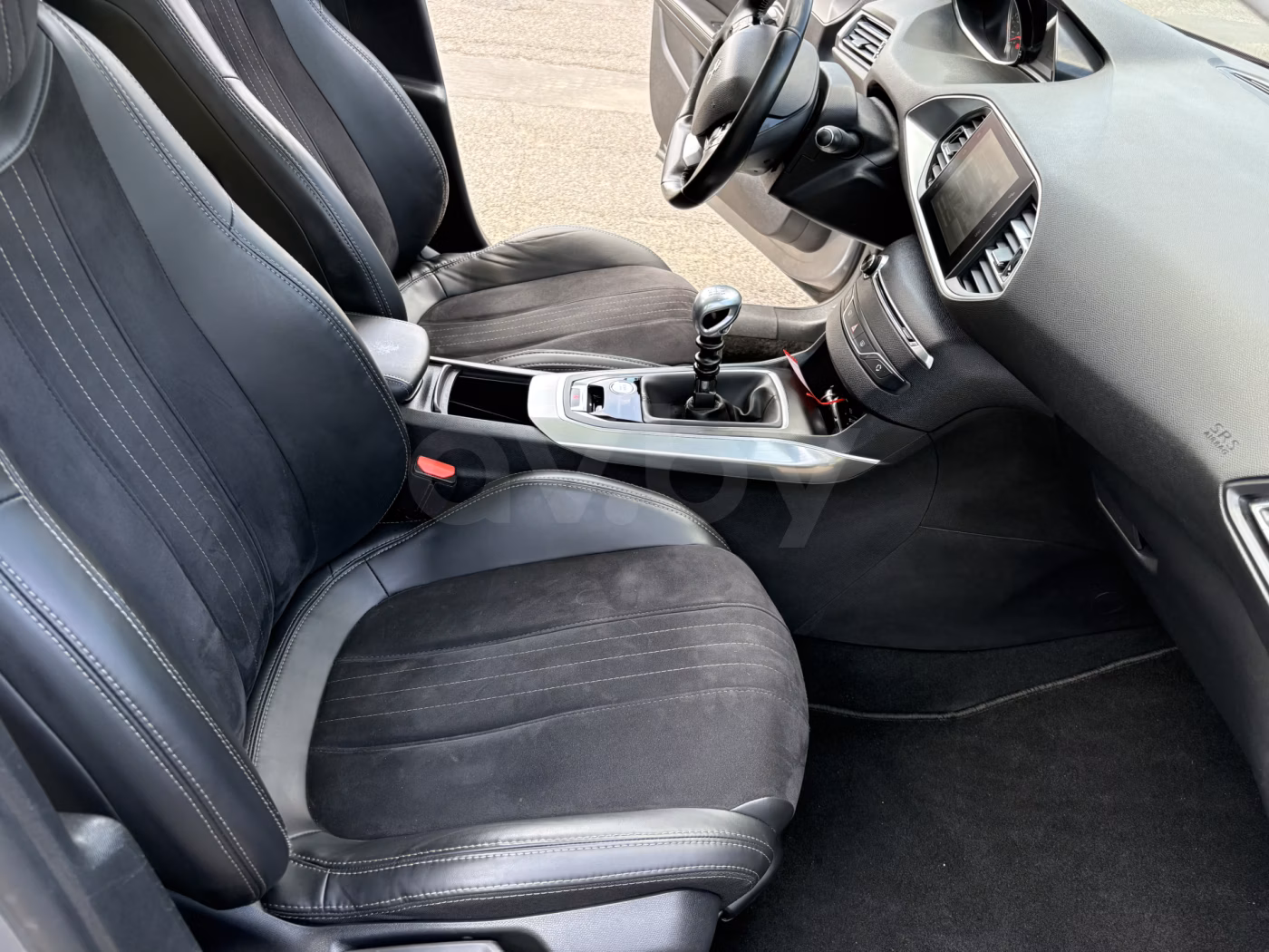 Peugeot 308 фото 16