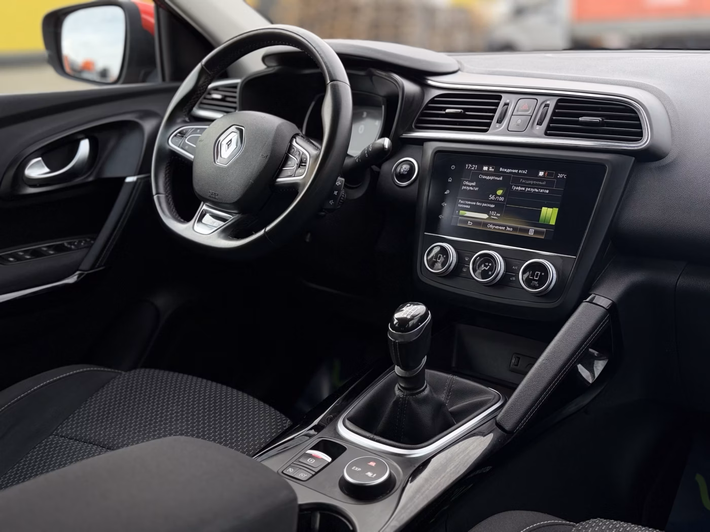 Renault Kadjar фото 17