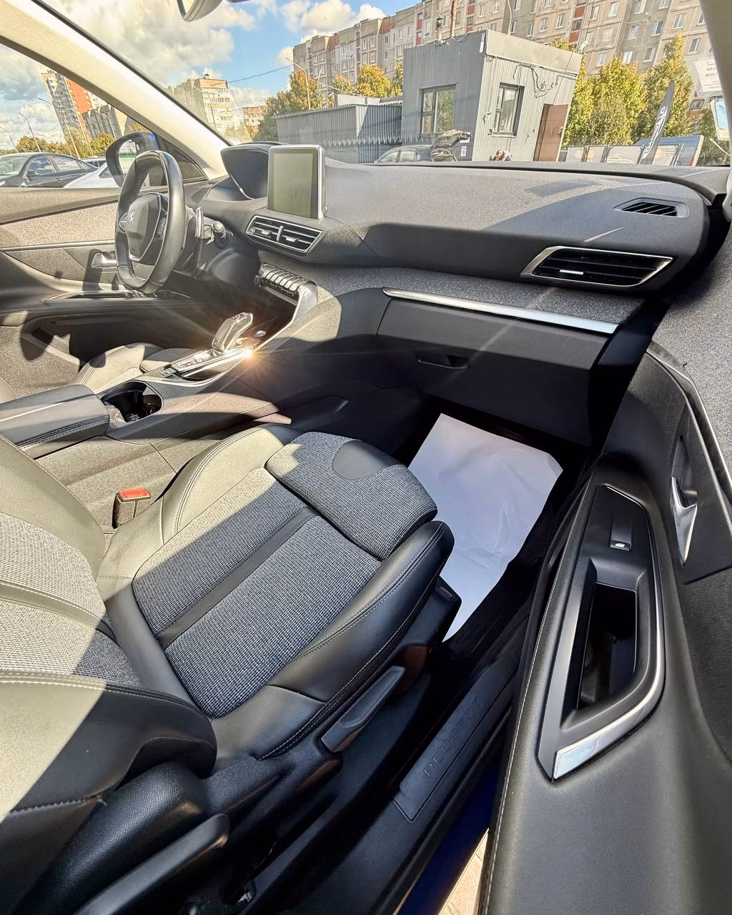 Peugeot 3008 фото 12