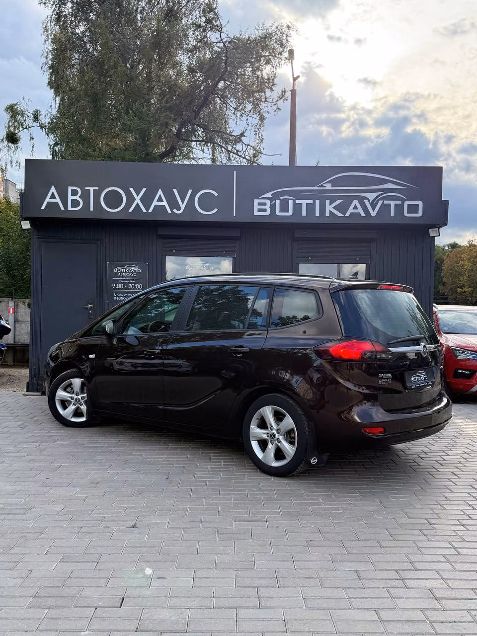 Opel Zafira фото 7