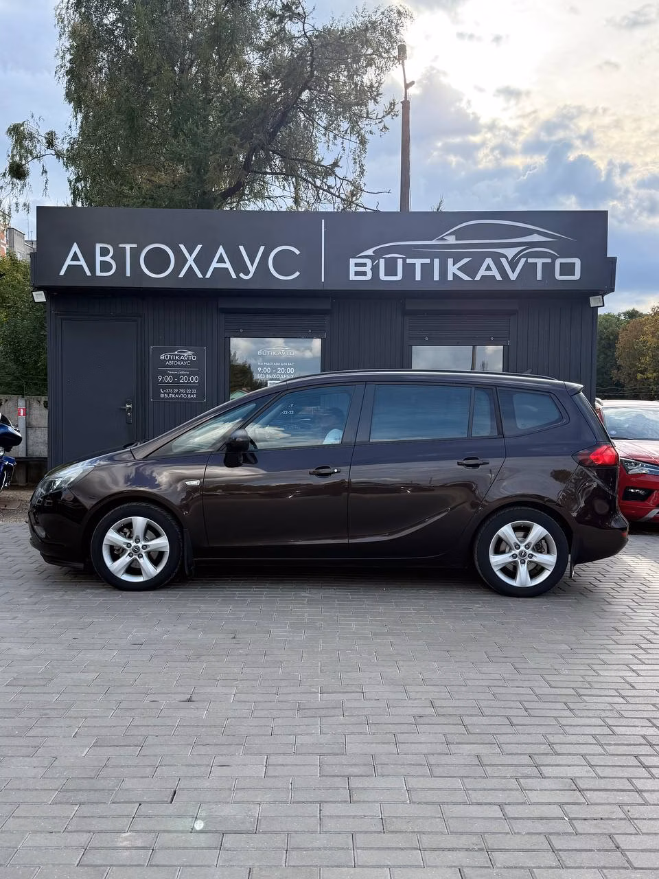 Opel Zafira фото 8