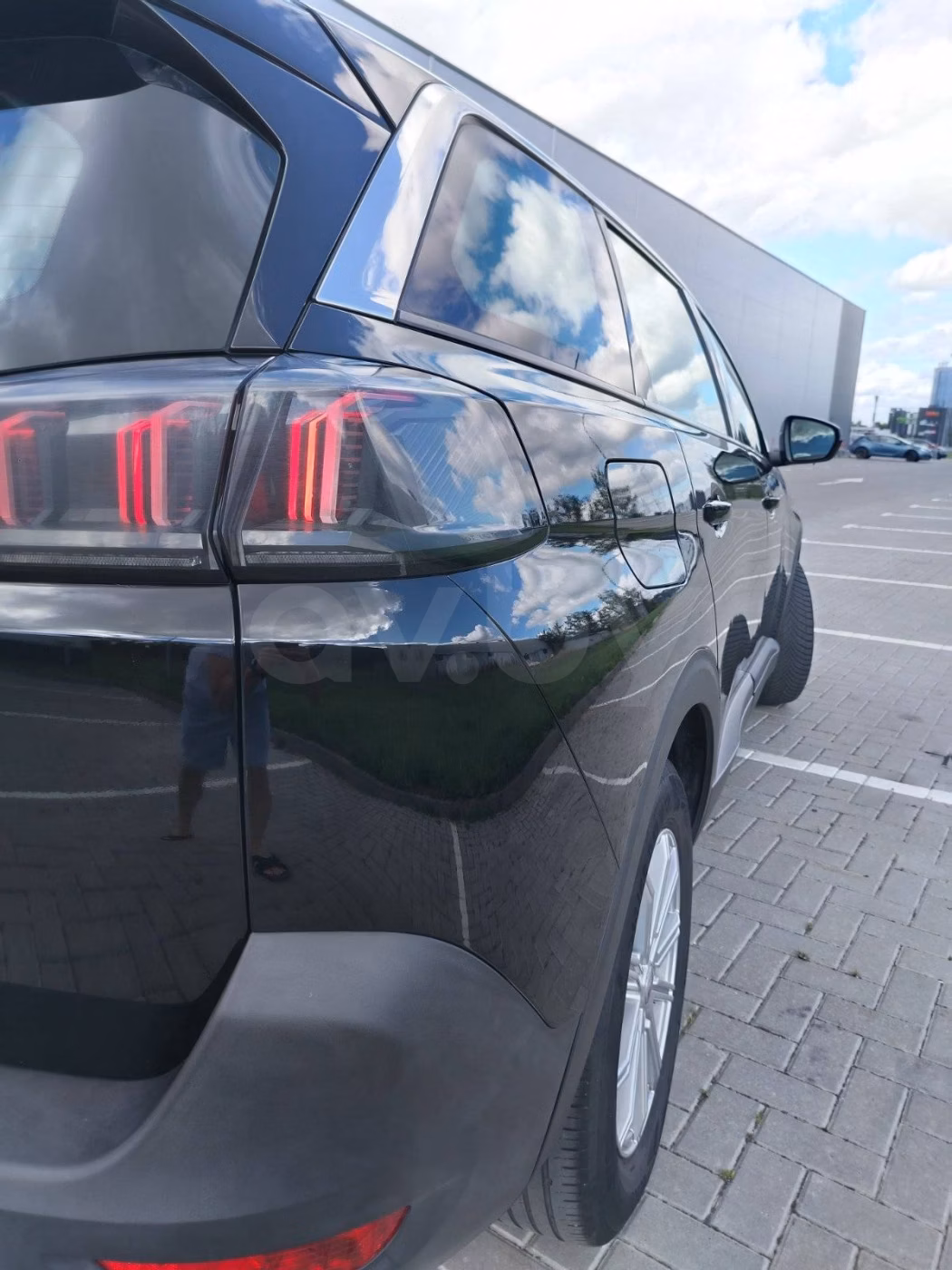 Peugeot 5008 фото 2