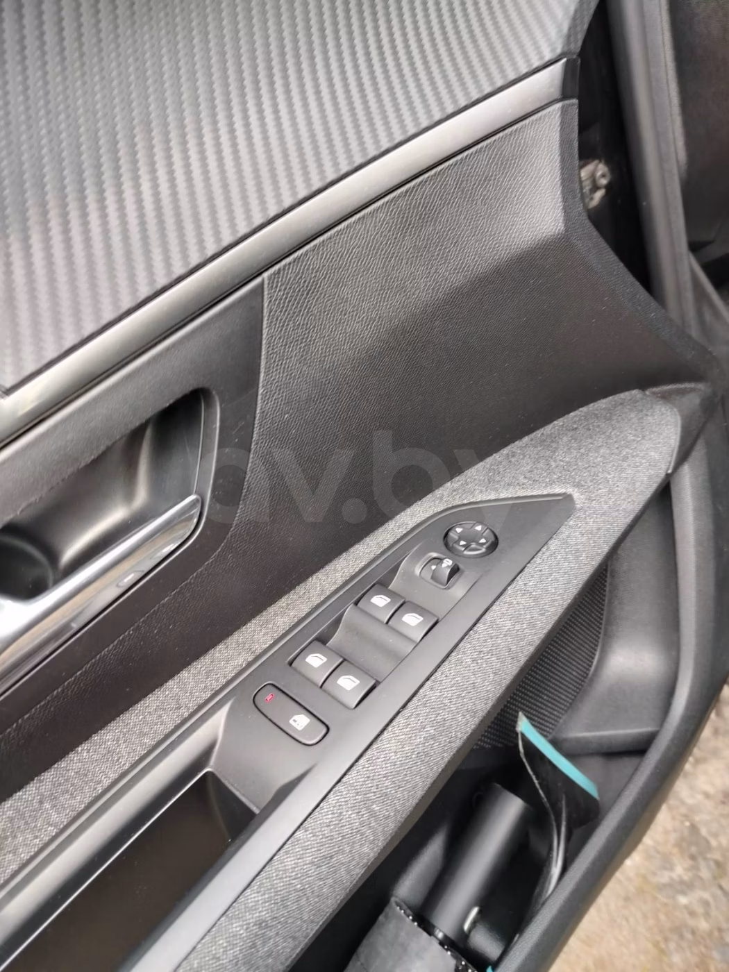 Peugeot 5008 фото 16