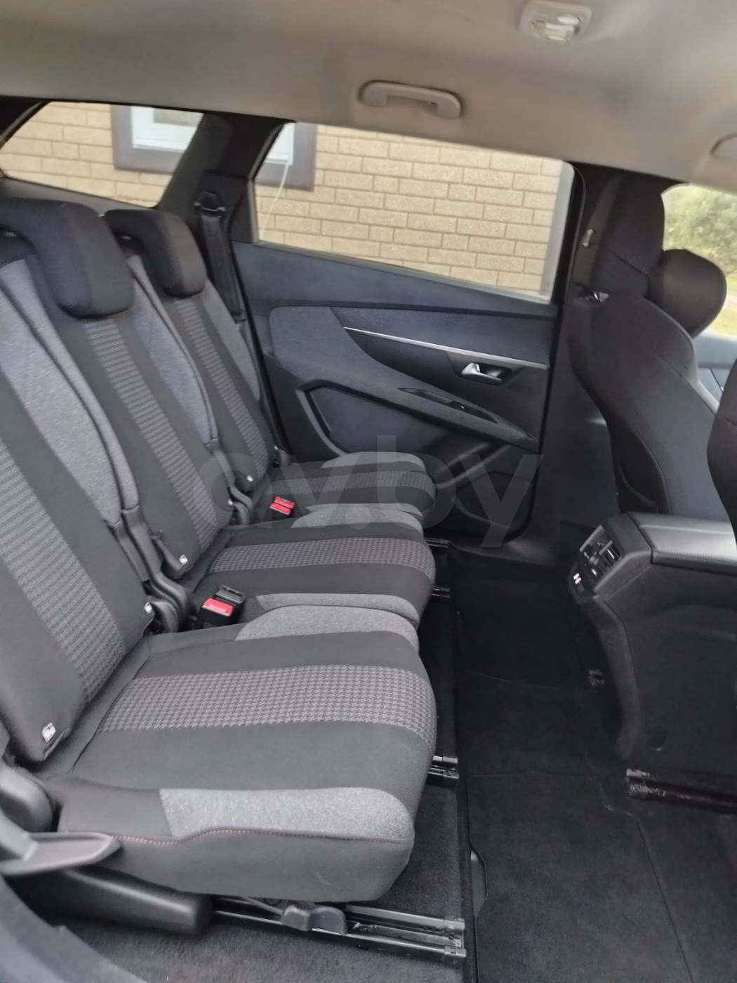 Peugeot 5008 фото 15