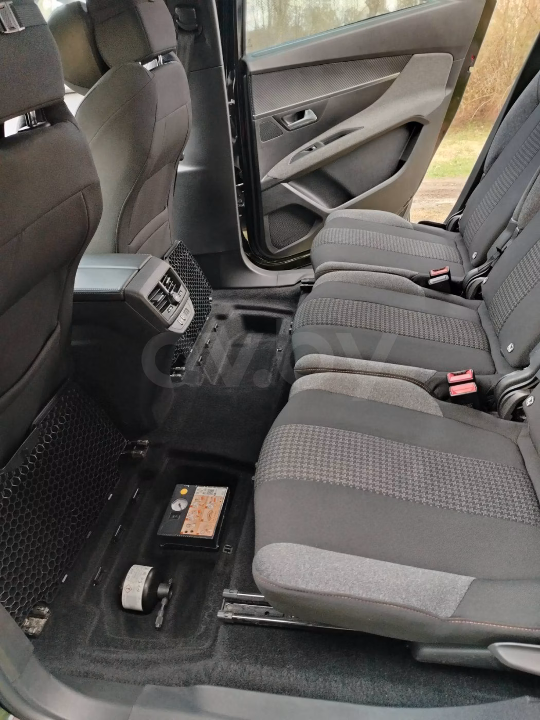 Peugeot 5008 фото 14