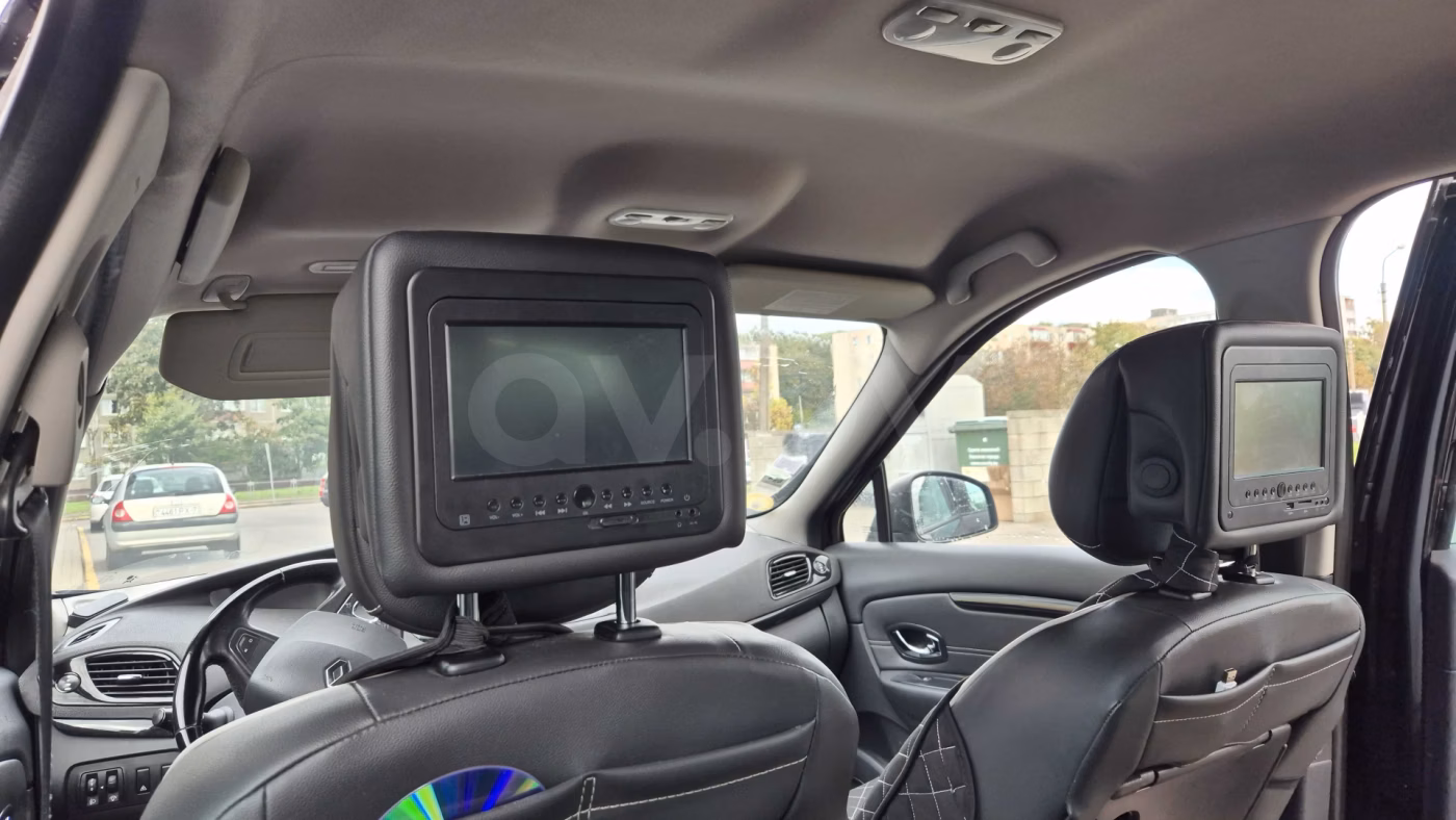 Renault Grand Scenic фото 8