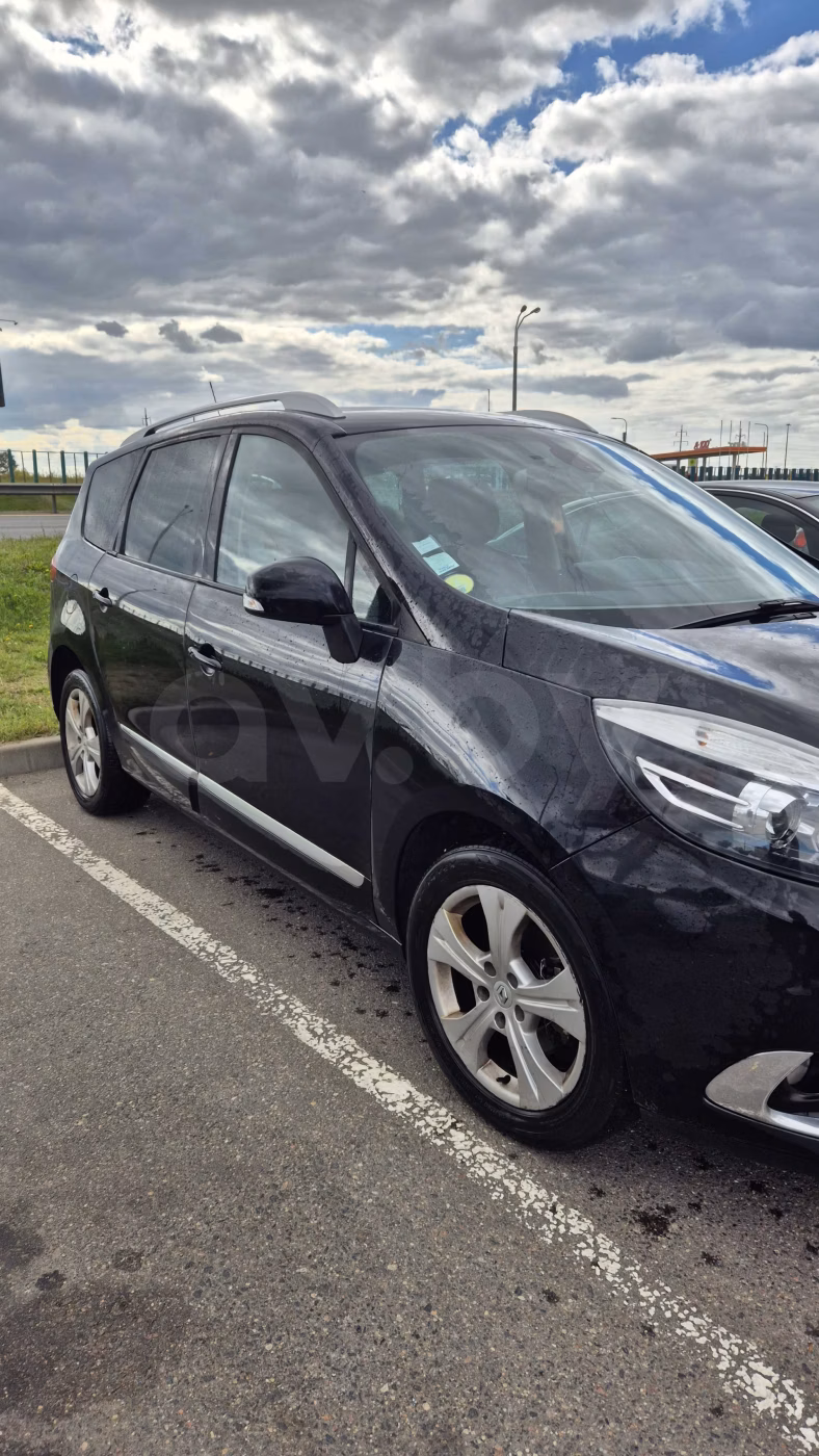 Renault Grand Scenic фото 2