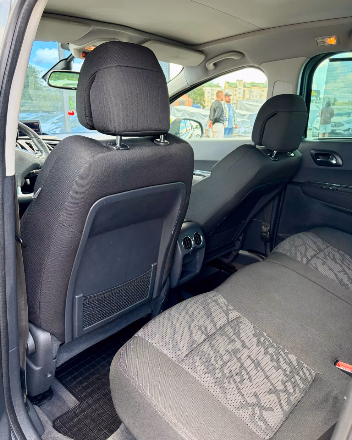 Peugeot 3008 фото 13